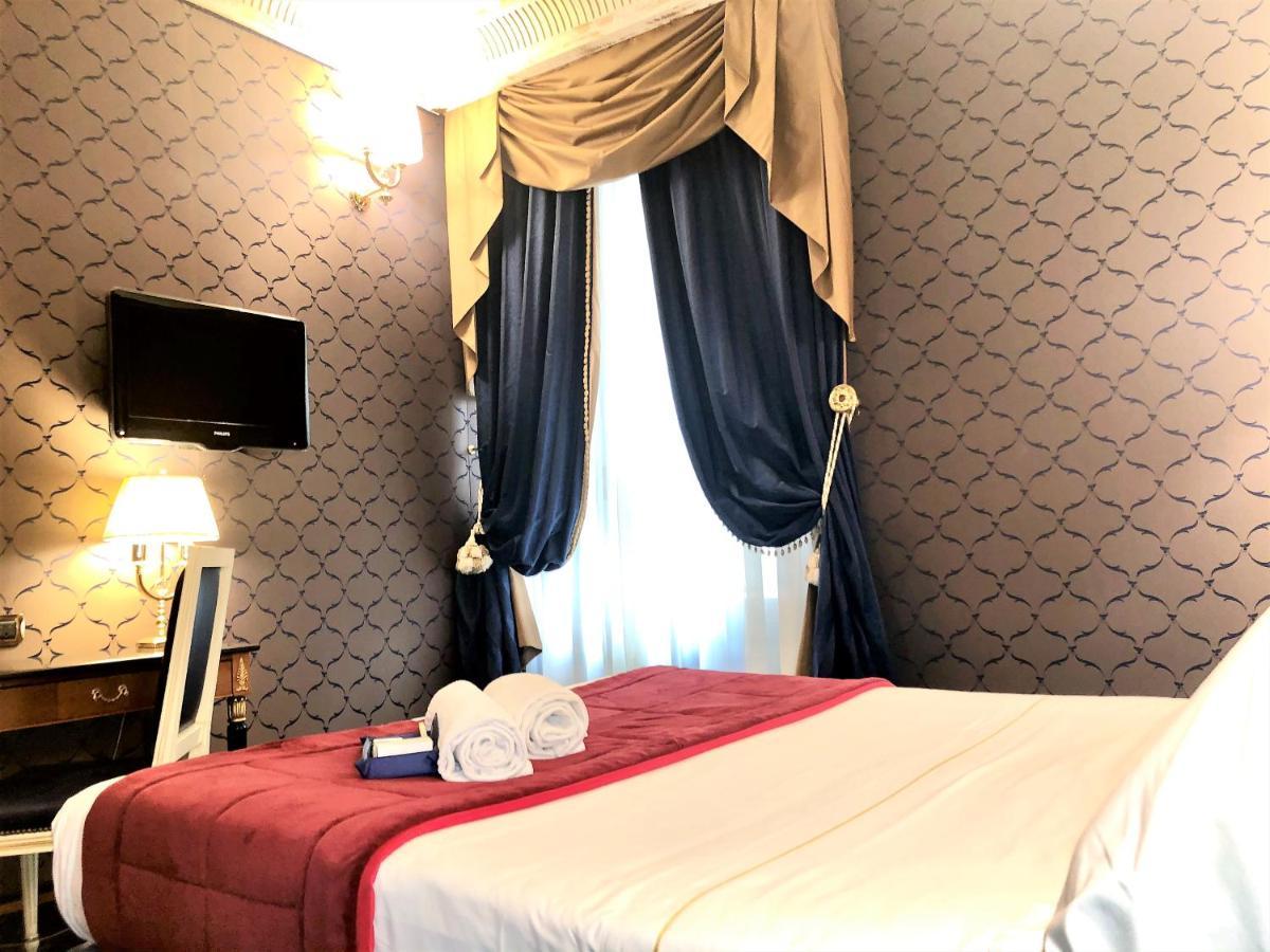 Hotel Manfredi Suite In Rome Exterior photo