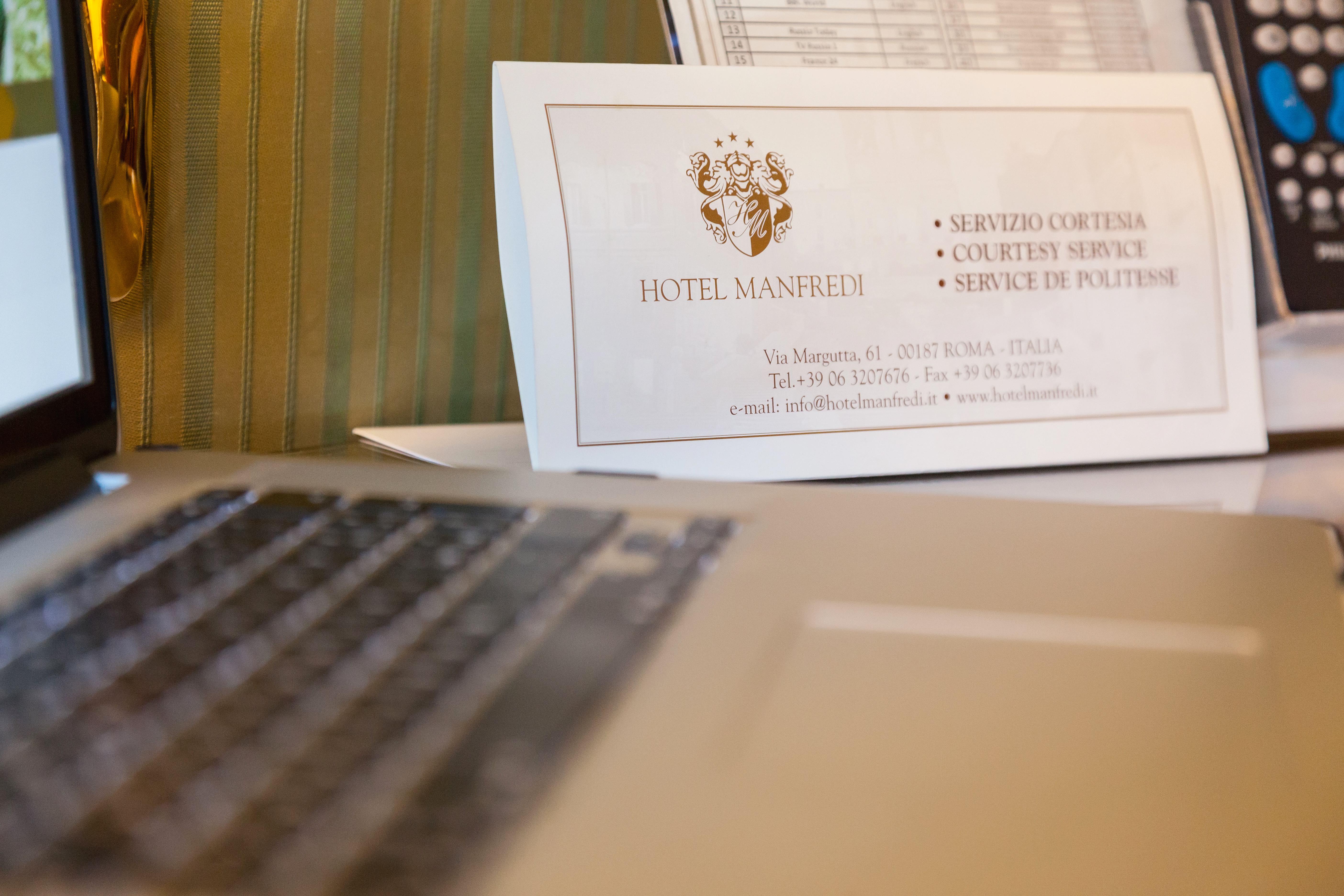 Hotel Manfredi Suite In Rome Exterior photo