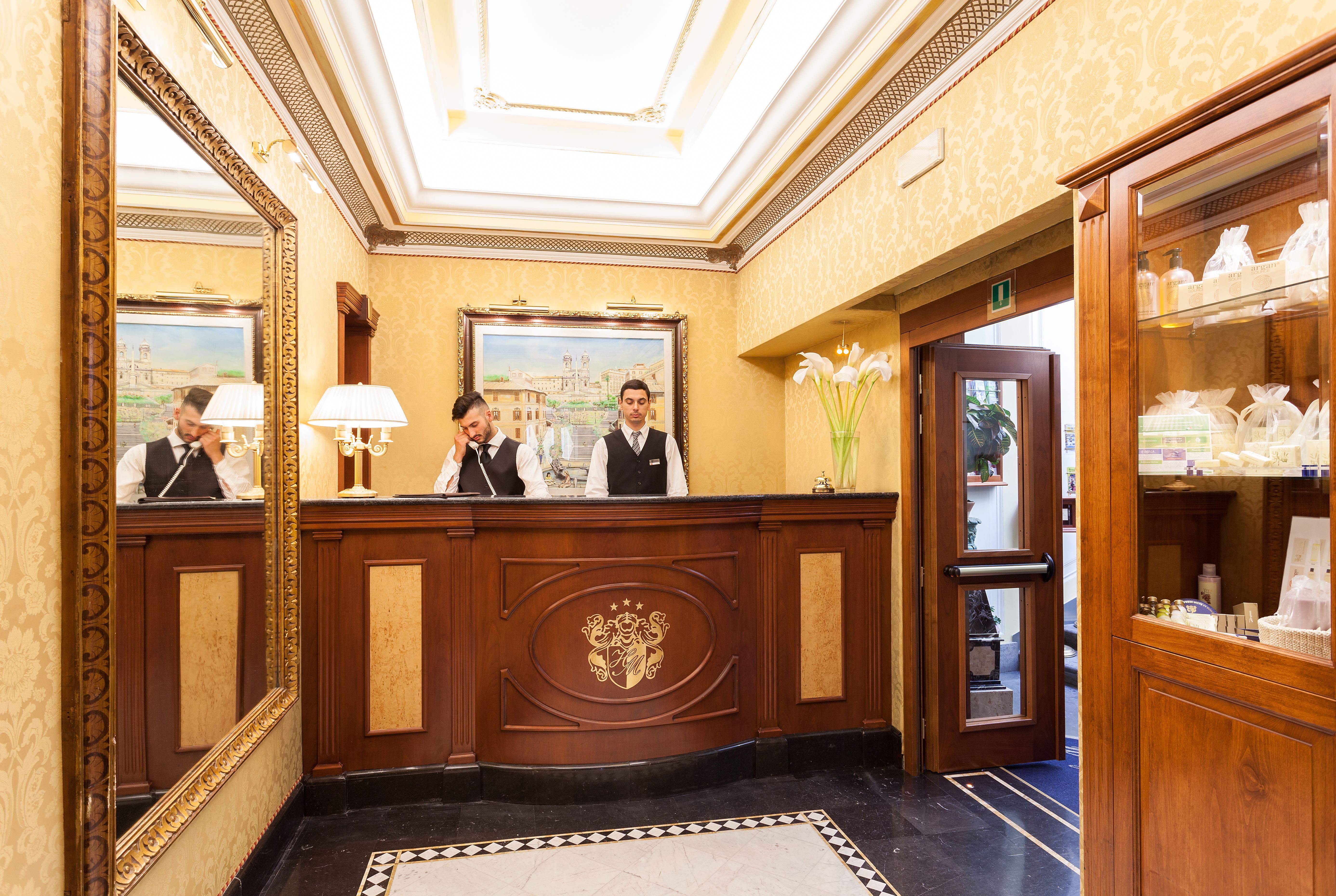 Hotel Manfredi Suite In Rome Exterior photo